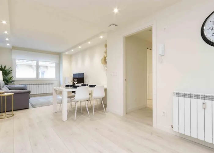 The Collection - River * San Sebastián