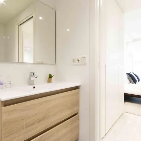 The Collection - River * San Sebastián