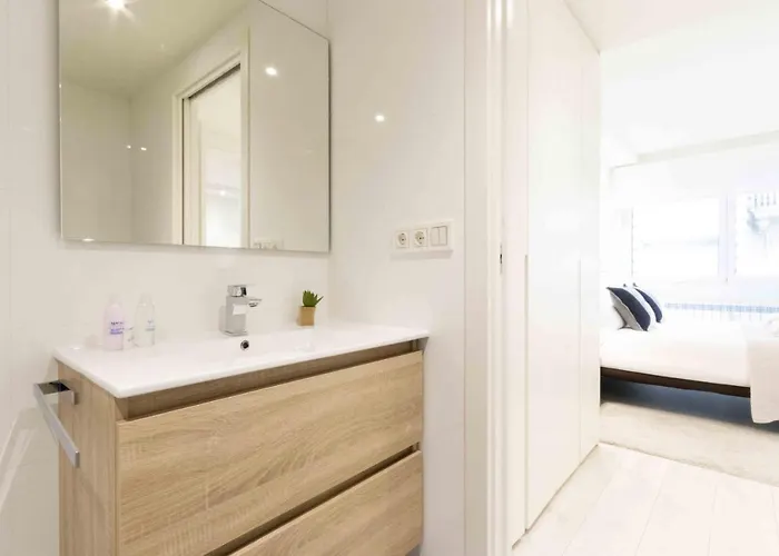 The Collection - River * San Sebastián